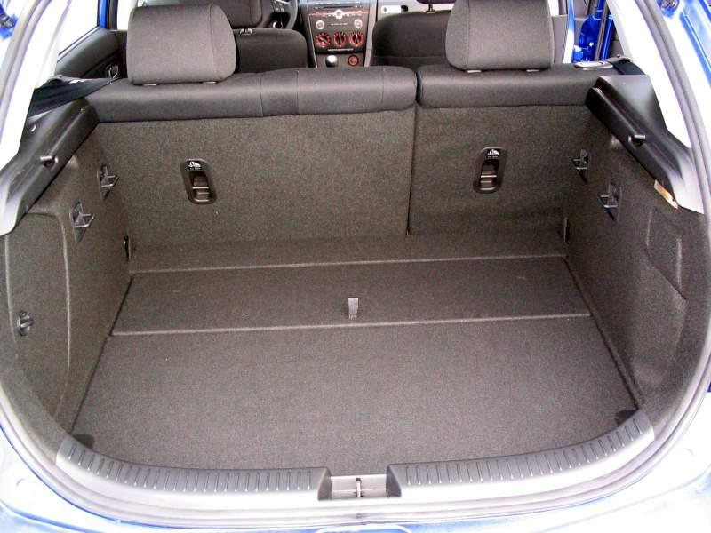 Mazda 3 - Fisrt pics 36.JPG